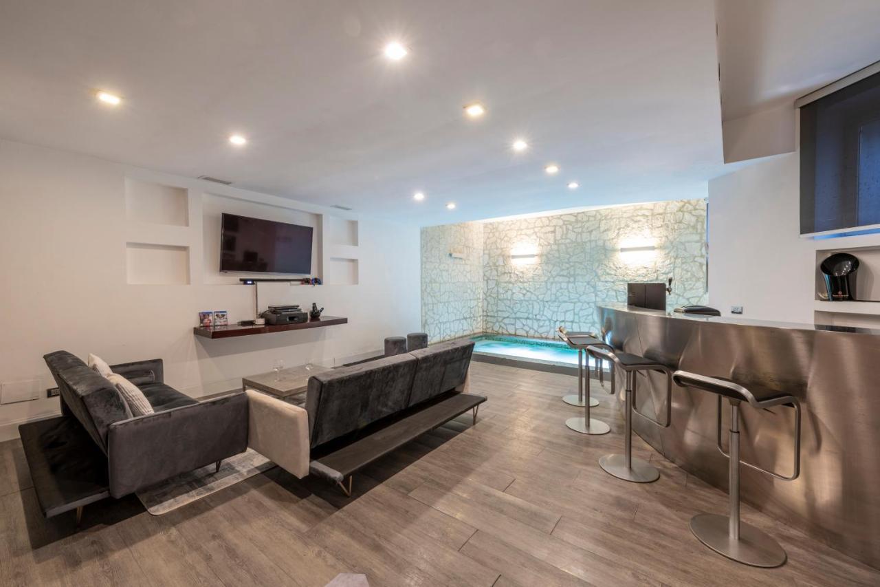 Design Apartment With Private Pool Exclusive Use - Stelvio 21 มิลาน ภายนอก รูปภาพ